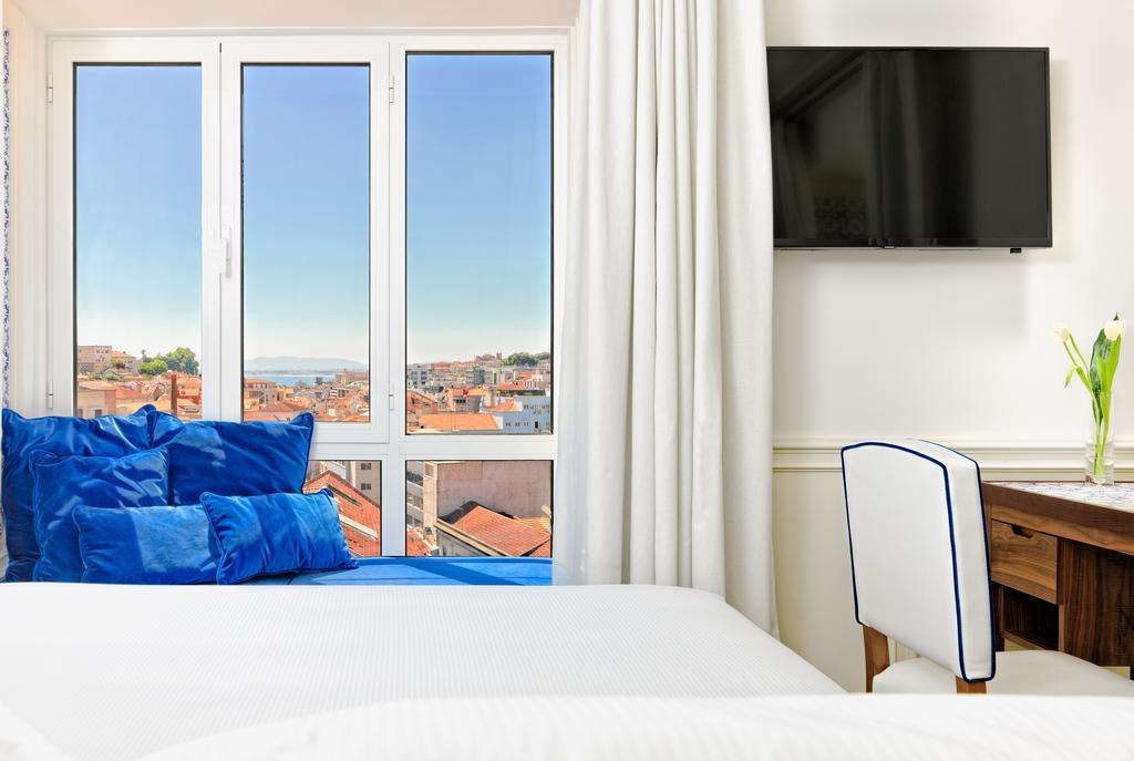 فندق أتش 10 دوكي دي لول Lisboa المظهر الخارجي الصورة